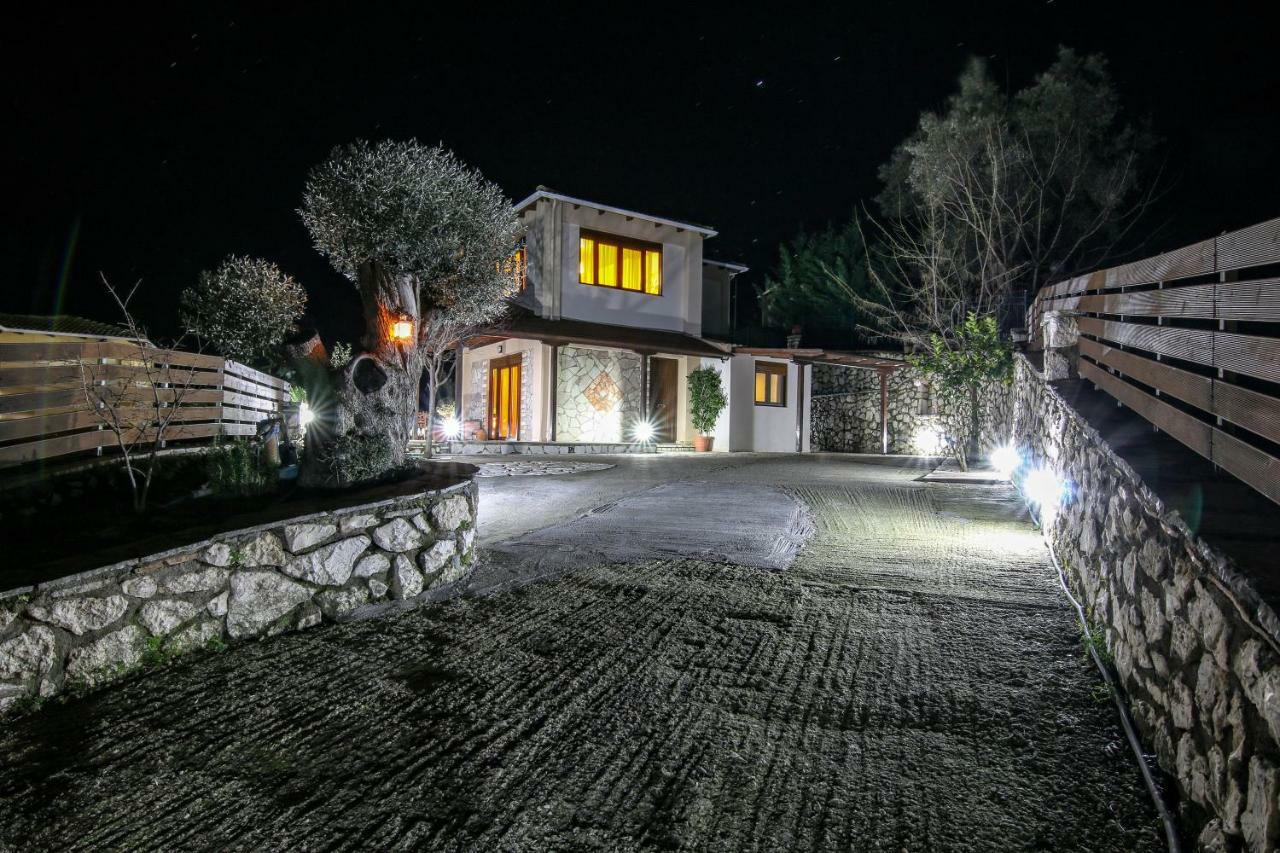 Villa Summer Breeze Nikiana Exterior foto